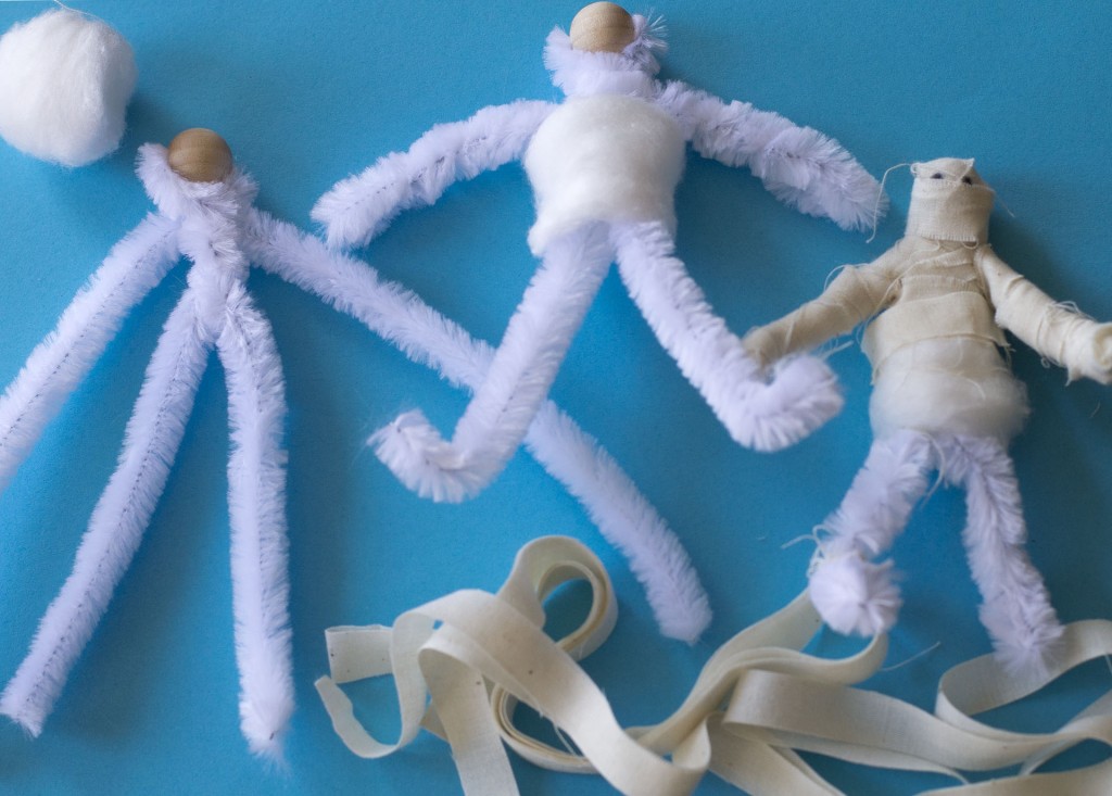 CRAFTS-MINI MUMMIES